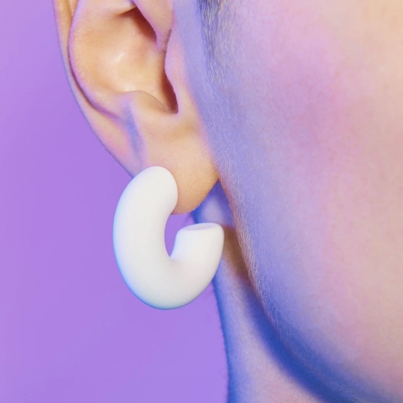 Studio Cult Chonky Hoop in Wood Paneling - Picture 3 of 5